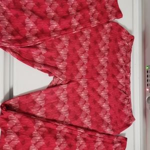 Lula roe gently used one size leggings red/ white